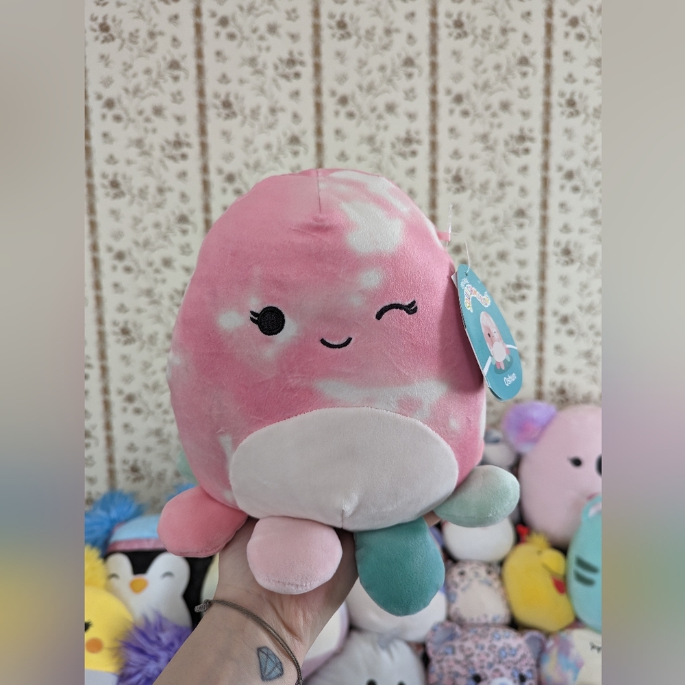 8" Oshun squishmallow